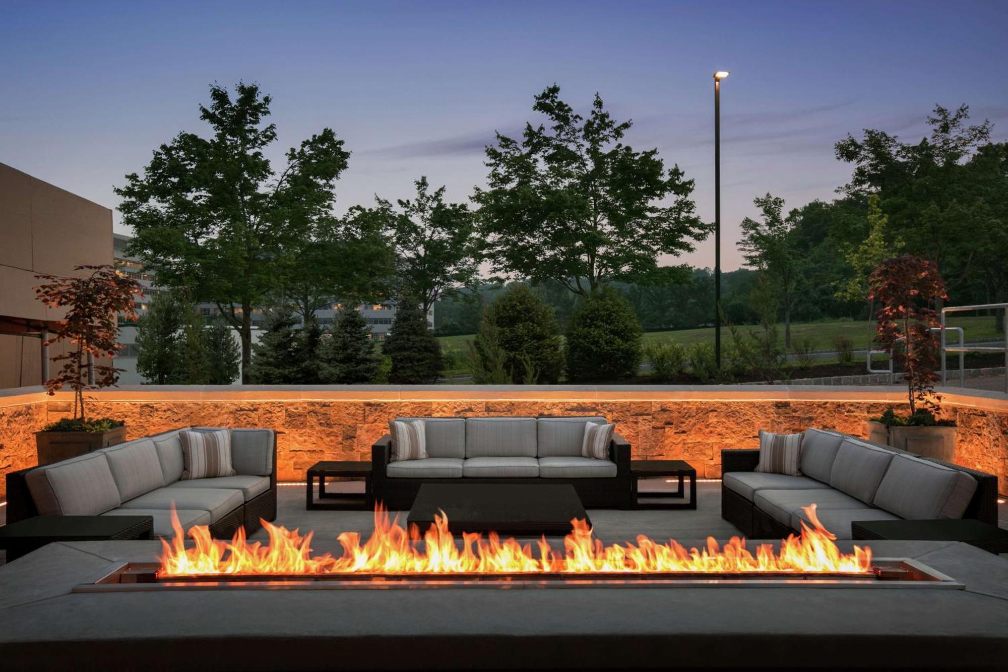 Embassy Suites By Hilton Berkeley Heights Eksteriør bilde